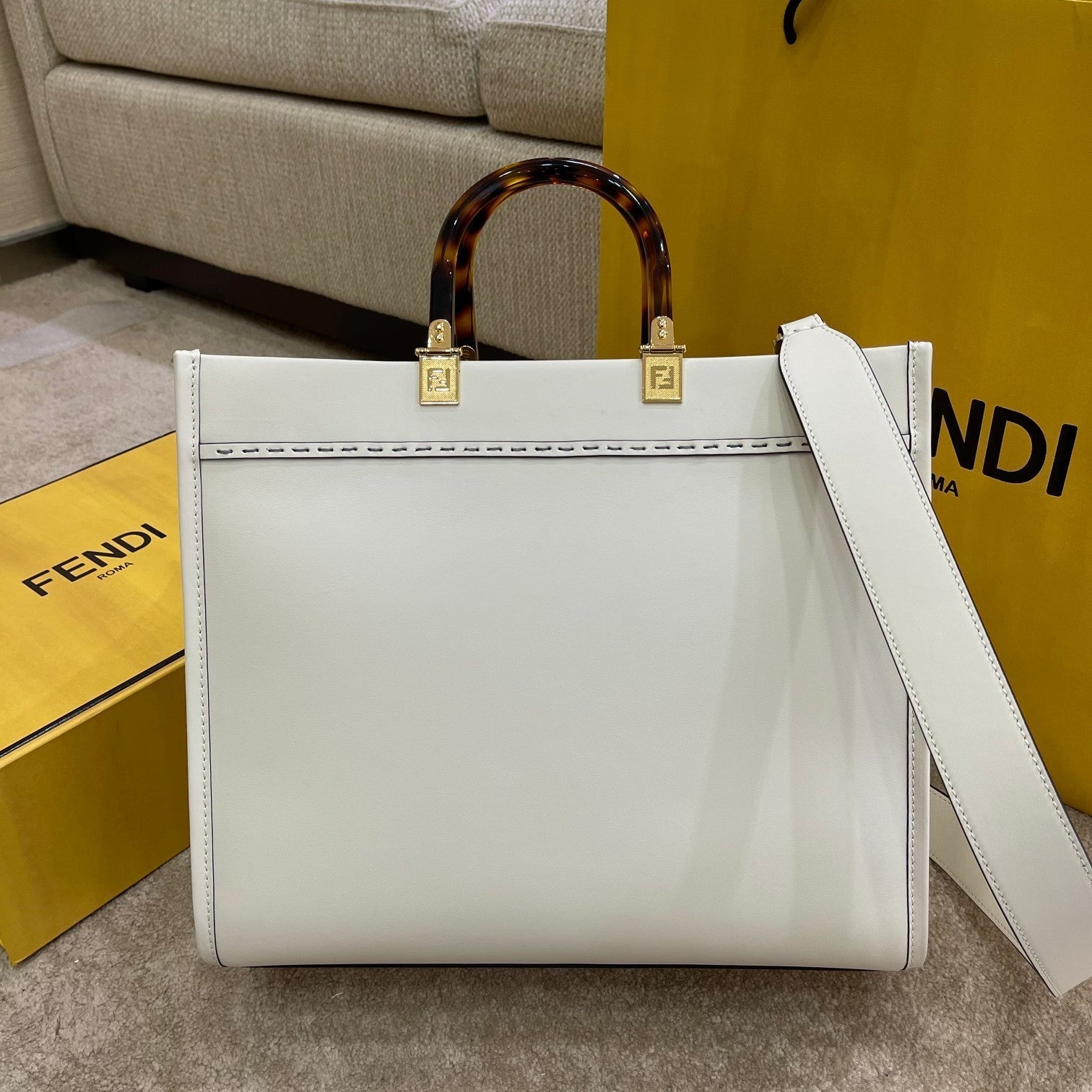Shine Large 35 Shopping bag IN Bianco Vitello
