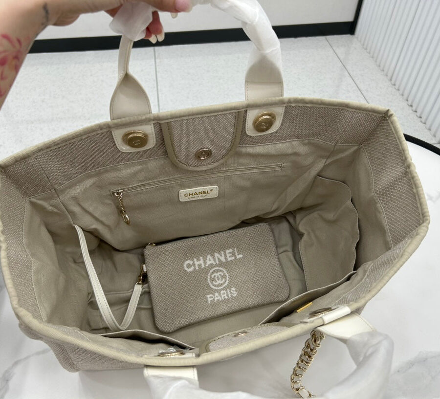 Chanel Deauville gold bag – front view