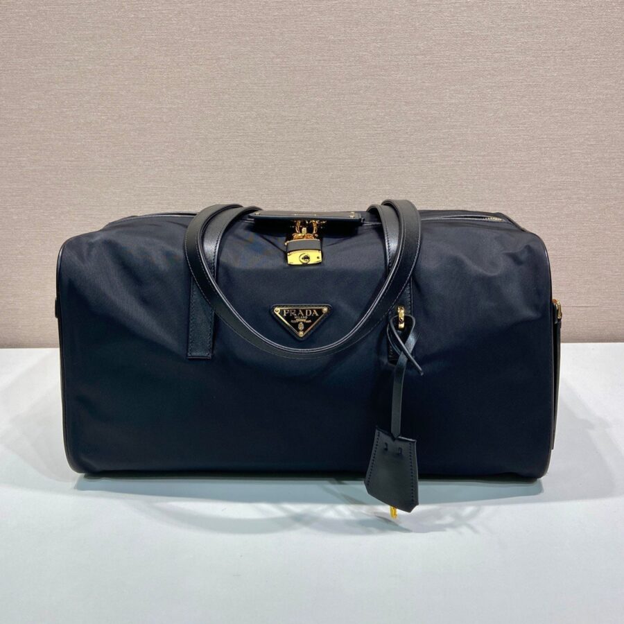Designer handbag gold – front view