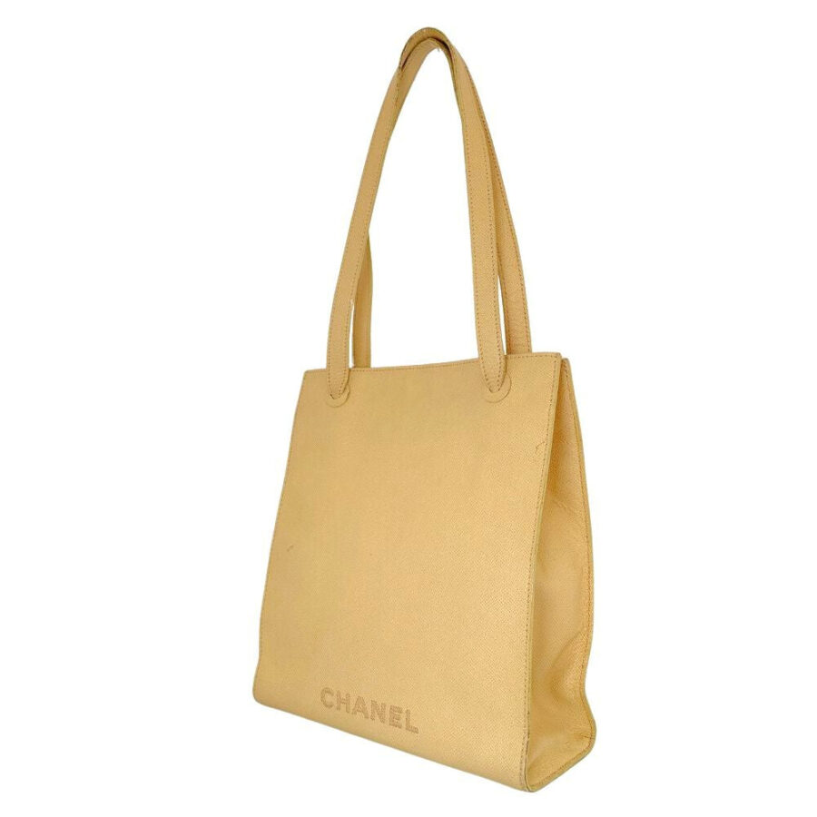 Chanel Shoulder Bag yellow – front view