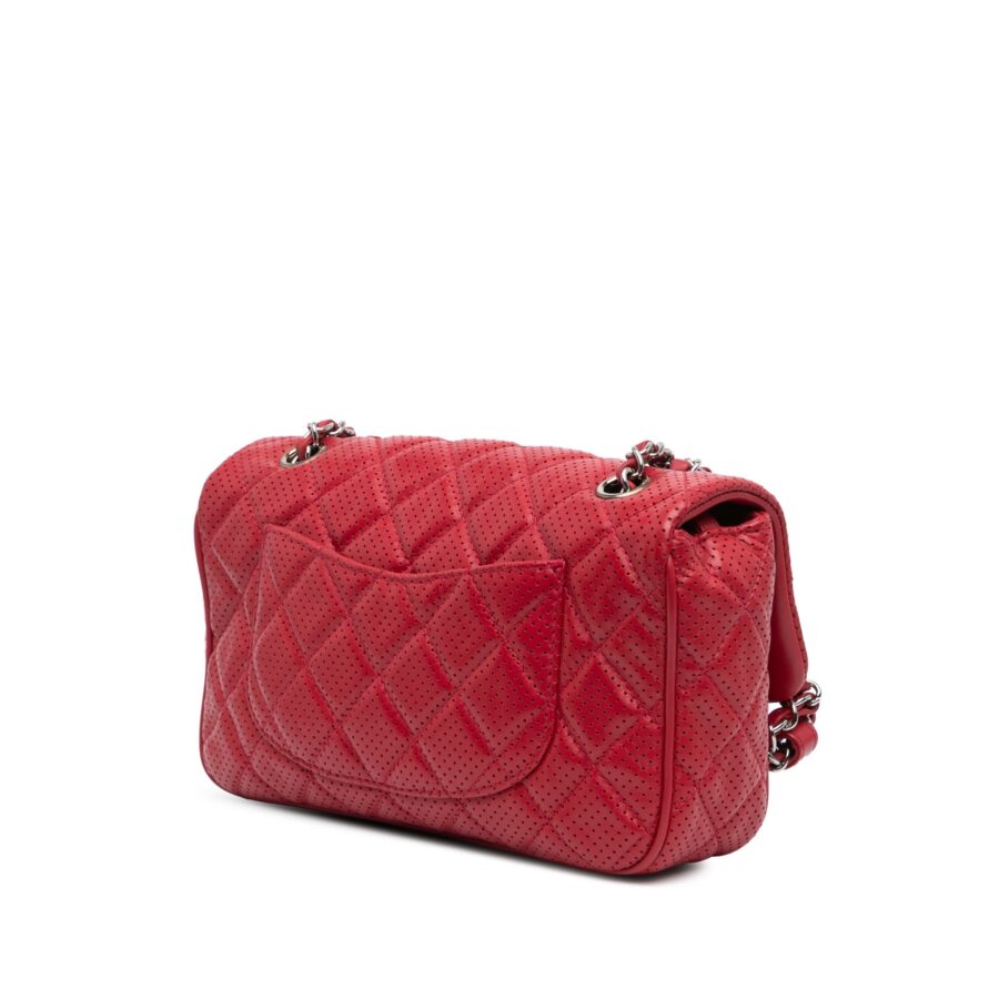 Chanel Shoulder Bag red – front view