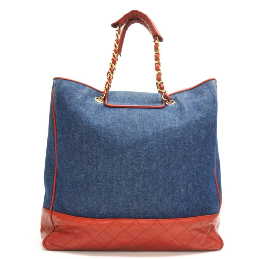 Chanel Tote navy bag – front view